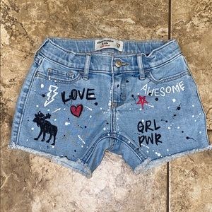 Abercrombie Kids Midi Shorts! Size 7/8!